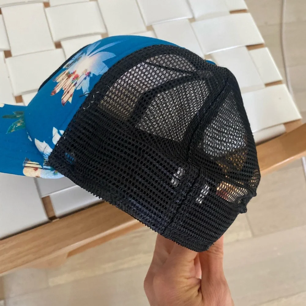 Vans hat - Picture 2 of 4